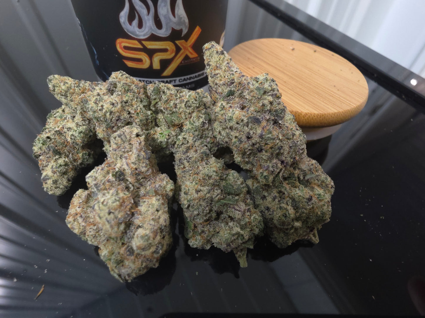 Ultra premium tier 5 strain Cut package!!! Only 2 released per month at this price